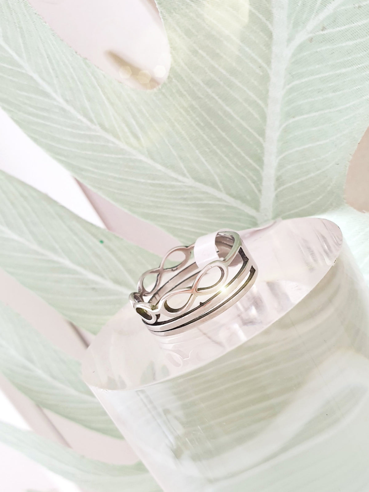 Edelstahl-Ring mit Unendlich Zeichen Silber