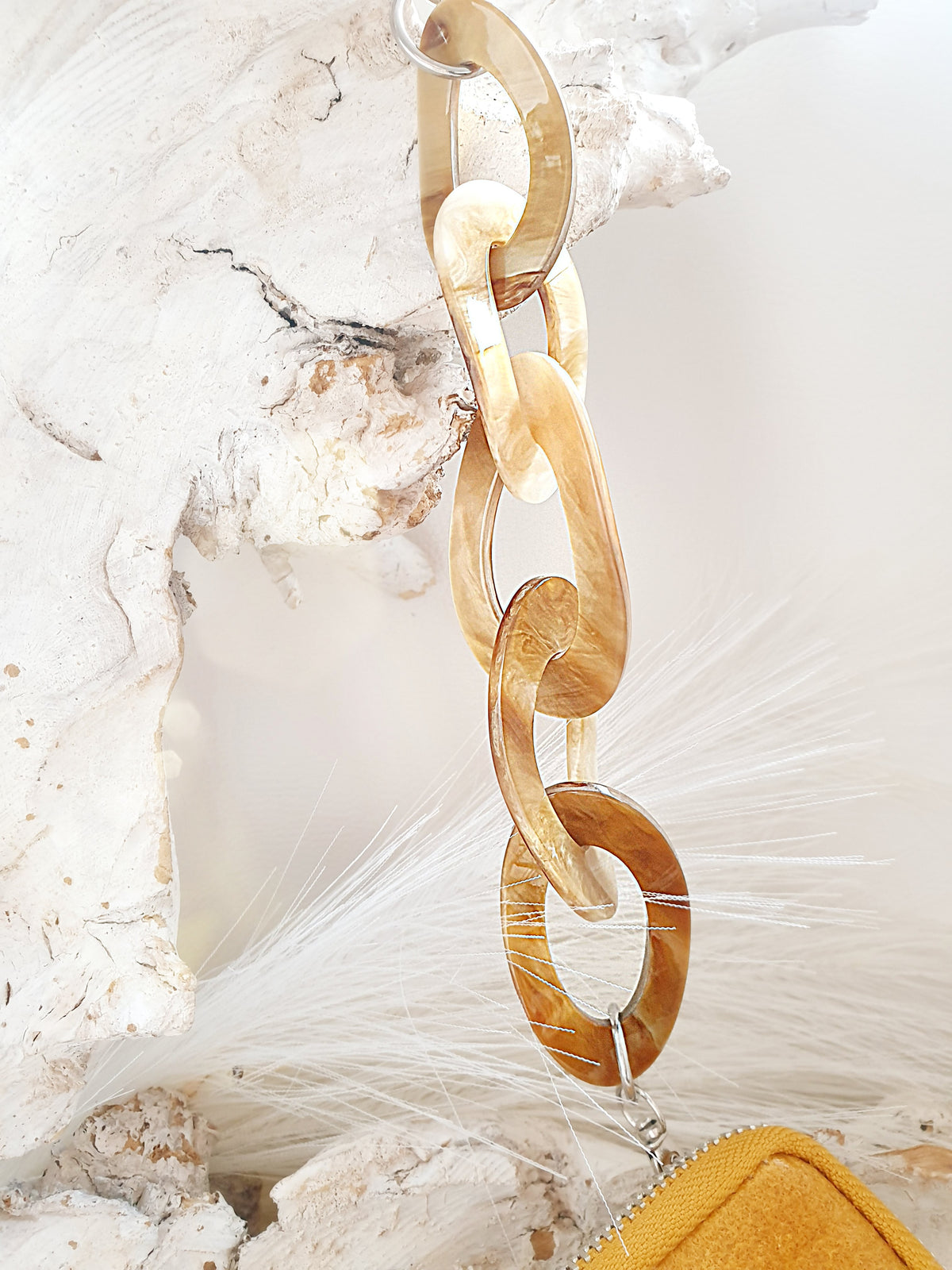 Taschengurt Verlängerung aus Resin in Camel Gelb