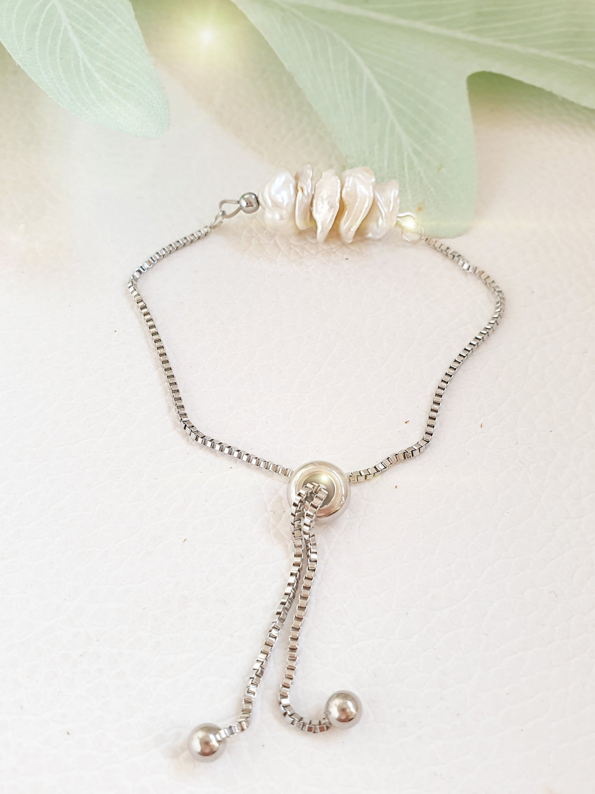 Perlenarmband Edelstahl Barockperlen Creme Weiß